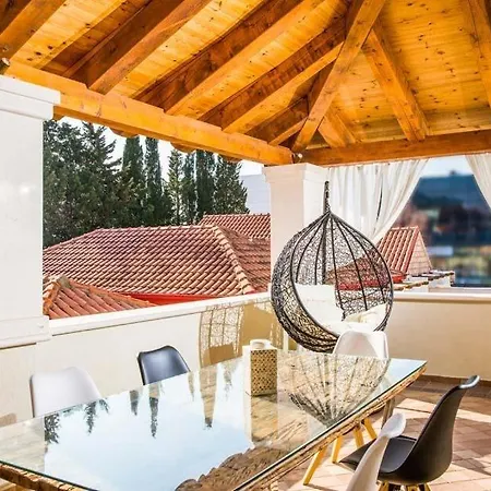 Villa Srebreno Sleeps 8 Pool Air Con Wifi *